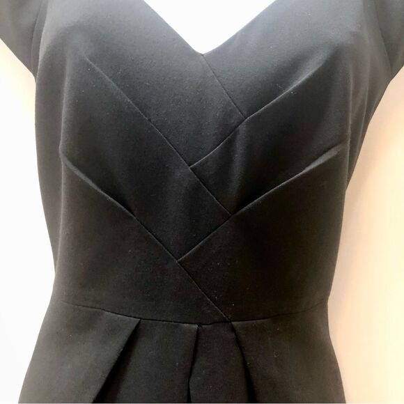 Laundry fitted black cap sleeve dress women’s size 6 - Picture 3 of 10